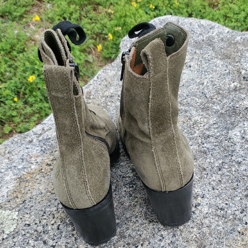 Frye Myra Suede Lug Lace-Up Combat Heeled Boots 8 M - Picture 4 of 15